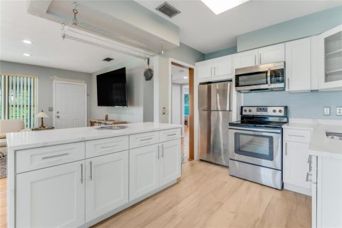 Villa ou maison à vendre à Daytona Beach, Floride: 2 chambres, 89.19 m2 № 1743145 - photo 7