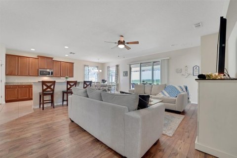 House in Mount Dora, Florida 4 bedrooms, 225.38 sq.m. № 1757160 - photo 21