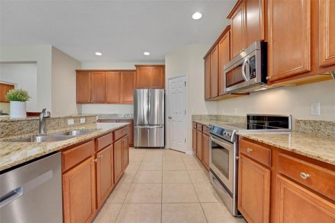 House in Mount Dora, Florida 4 bedrooms, 225.38 sq.m. № 1757160 - photo 18