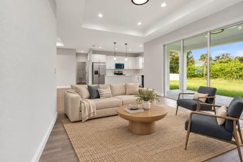 Villa ou maison à vendre à Port Charlotte, Floride: 4 chambres, 155.52 m2 № 2429005 - photo 11