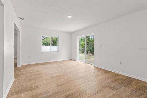 House in Citrus Springs, Florida 4 bedrooms, 190.54 sq.m. № 1732855 - photo 17