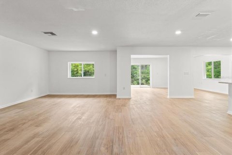 House in Citrus Springs, Florida 4 bedrooms, 190.54 sq.m. № 1732855 - photo 4