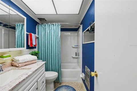 Condo in Dunedin, Florida, 2 bedrooms № 2196823 - photo 29