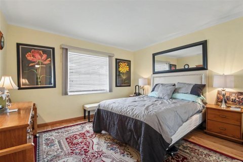 Condo in Dunedin, Florida, 2 bedrooms № 2196823 - photo 30