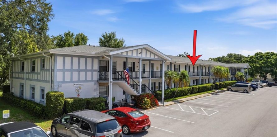 Condo in Dunedin, Florida, 2 bedrooms № 2196823