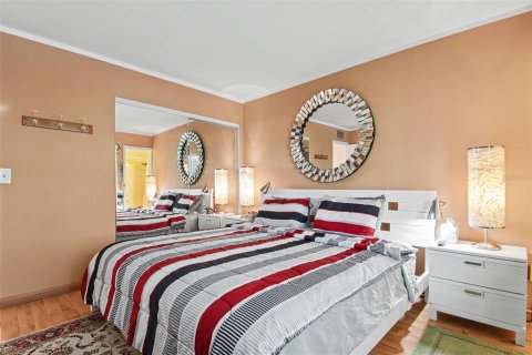 Condo in Dunedin, Florida, 2 bedrooms № 2196823 - photo 23