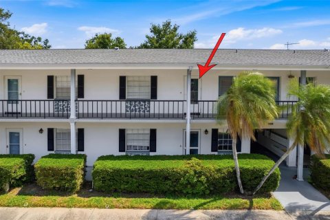 Condo in Dunedin, Florida, 2 bedrooms № 2196823 - photo 2