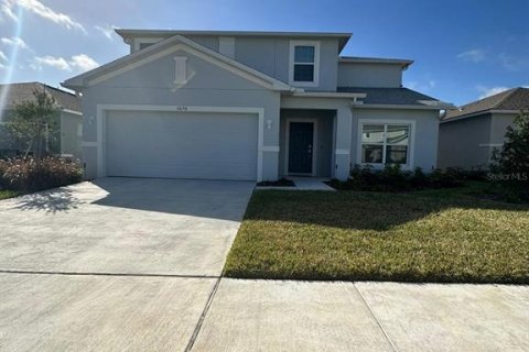 House in Davenport, Florida 5 bedrooms, 220.27 sq.m. № 2217329 - photo 2