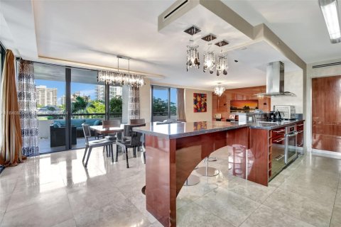 Купить кондоминиум в Авентура, Флорида 2 спальни, 169.55м2, № 1606714 - фото 4