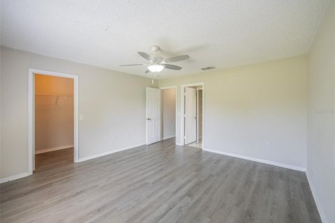 Apartamento en alquiler en Poinciana, Florida, 3 dormitorios, 115.38 m2 № 1782285 - foto 15