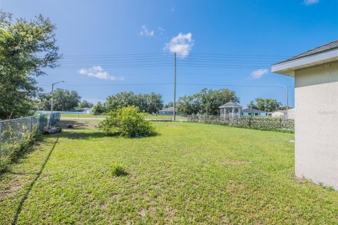 Apartamento en alquiler en Poinciana, Florida, 3 dormitorios, 115.38 m2 № 1782285 - foto 28