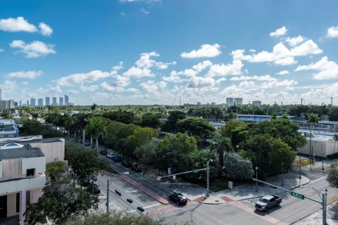 Condo in North Miami Beach, Florida, 2 bedrooms  № 1872384 - photo 12