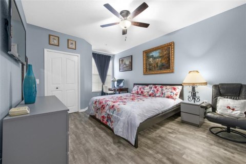 Condo in Orlando, Florida, 4 bedrooms  № 1520758 - photo 21