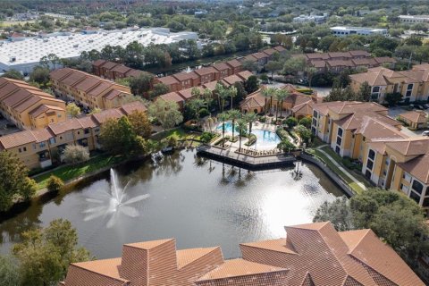 Condo in Orlando, Florida, 4 bedrooms  № 1520758 - photo 8