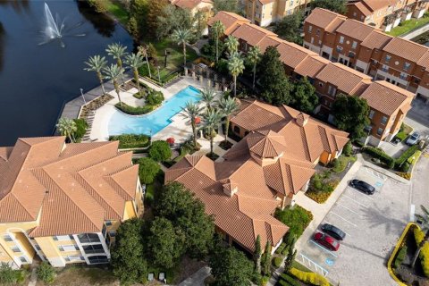 Condo in Orlando, Florida, 4 bedrooms  № 1520758 - photo 9