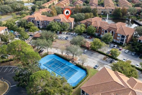 Condo in Orlando, Florida, 4 bedrooms  № 1520758 - photo 7