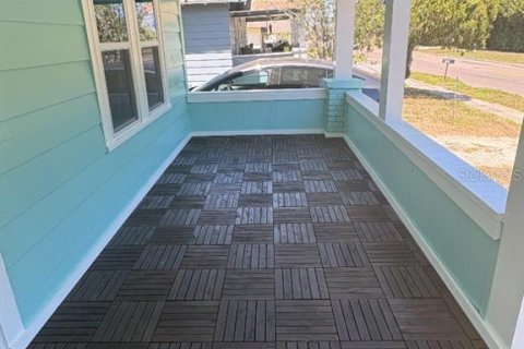 House in Clearwater, Florida 2 bedrooms, 83.98 sq.m. № 2106675 - photo 3