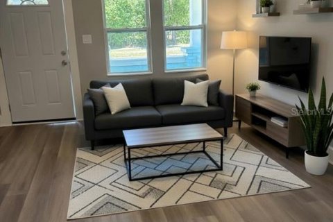 House in Clearwater, Florida 2 bedrooms, 83.98 sq.m. № 2106675 - photo 18