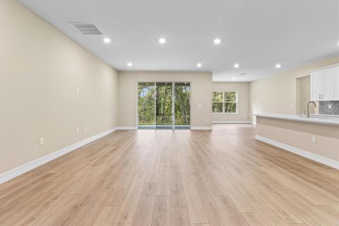 Casa en venta en Ocala, Florida, 4 dormitorios, 230.21 m2 № 1876178 - foto 14