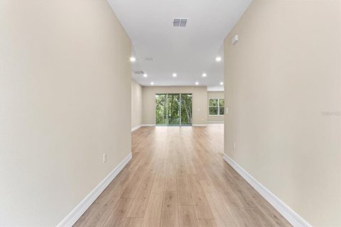 Casa en venta en Ocala, Florida, 4 dormitorios, 230.21 m2 № 1876178 - foto 8