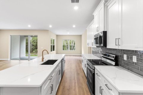 Casa en venta en Ocala, Florida, 4 dormitorios, 230.21 m2 № 1876178 - foto 18