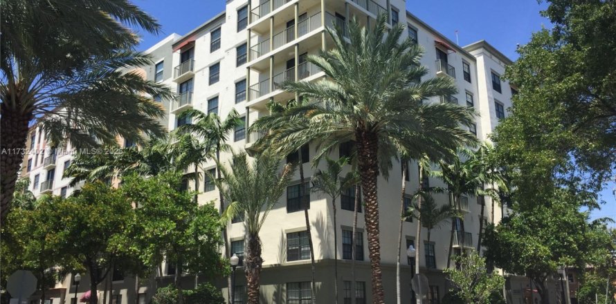 Condo à Hollywood, Floride, 2 chambres  № 1940022