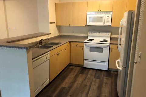 Copropriété à vendre à Hollywood, Floride: 2 chambres, 104.14 m2 № 1940022 - photo 5