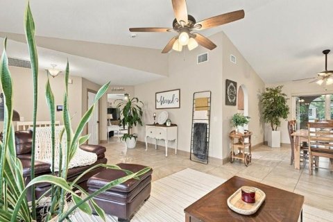 Villa ou maison à vendre à Punta Gorda, Floride: 3 chambres, 215.81 m2 № 2431637 - photo 6