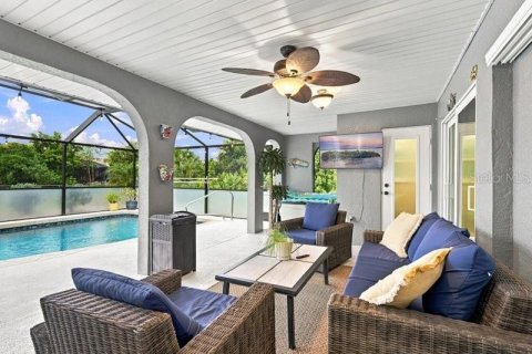 Villa ou maison à vendre à Punta Gorda, Floride: 3 chambres, 215.81 m2 № 2431637 - photo 20