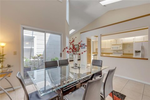 Adosado en venta en Port Orange, Florida, 2 dormitorios, 109.44 m2 № 2150860 - foto 8