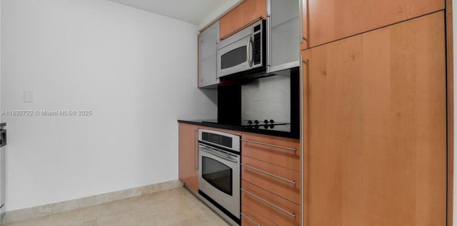 Condo à Miami Beach, Floride, 1 chambre  № 1946417