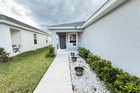 Casa en alquiler en Davenport, Florida, 3 dormitorios, 140.19 m2 № 1913720 - foto 3