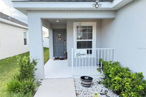 Casa en alquiler en Davenport, Florida, 3 dormitorios, 140.19 m2 № 1913720 - foto 4