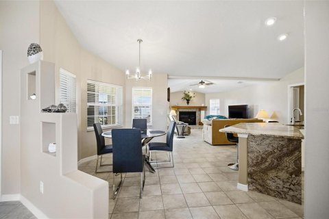 Casa en venta en Palm Coast, Florida, 3 dormitorios, 217.58 m2 № 2105850 - foto 13