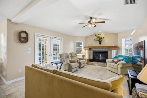 Casa en venta en Palm Coast, Florida, 3 dormitorios, 217.58 m2 № 2105850 - foto 22