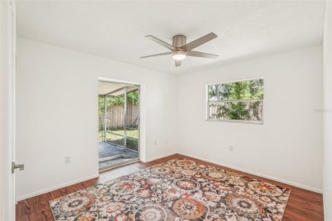House in Sarasota, Florida 2 bedrooms, 114.73 sq.m. № 1804733 - photo 20
