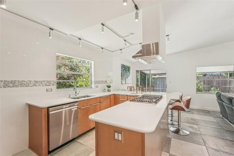 House in Sarasota, Florida 2 bedrooms, 114.73 sq.m. № 1804733 - photo 6