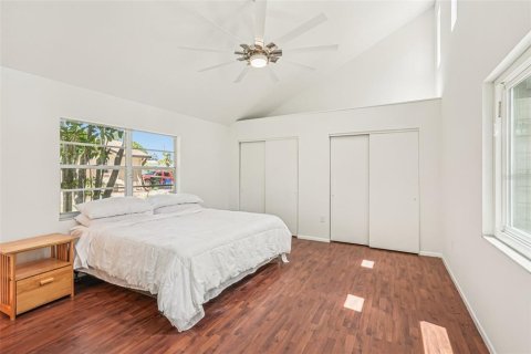 House in Sarasota, Florida 2 bedrooms, 114.73 sq.m. № 1804733 - photo 22