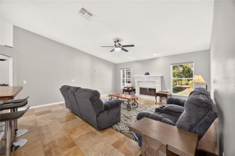 Villa ou maison à vendre à Ocala, Floride: 4 chambres, 218.13 m2 № 2432694 - photo 5