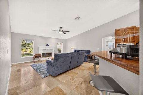 Villa ou maison à vendre à Ocala, Floride: 4 chambres, 218.13 m2 № 2432694 - photo 2