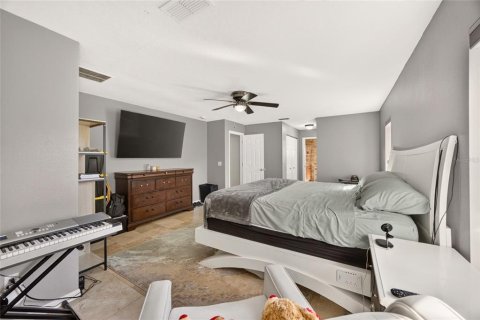 Villa ou maison à vendre à Ocala, Floride: 4 chambres, 218.13 m2 № 2432694 - photo 10
