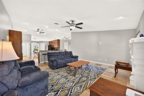 Villa ou maison à vendre à Ocala, Floride: 4 chambres, 218.13 m2 № 2432694 - photo 8