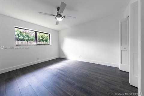 House in Boca Raton, Florida 4 bedrooms, 206.89 sq.m. № 1930685 - photo 23