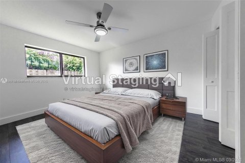 House in Boca Raton, Florida 4 bedrooms, 206.89 sq.m. № 1930685 - photo 22