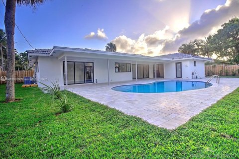House in Boca Raton, Florida 4 bedrooms, 206.89 sq.m. № 1930685 - photo 27