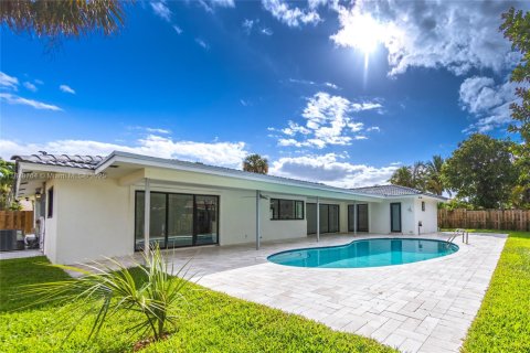 House in Boca Raton, Florida 4 bedrooms, 206.89 sq.m. № 1930685 - photo 25