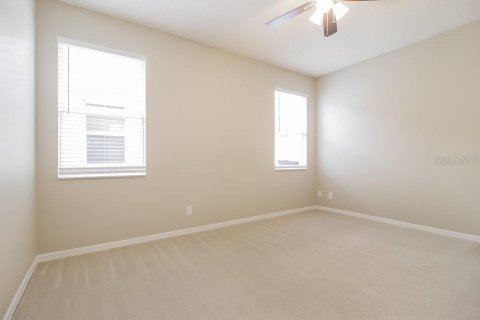 Casa en alquiler en Orlando, Florida, 4 dormitorios, 183.2 m2 № 1894671 - foto 9