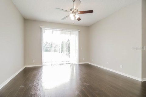 Casa en alquiler en Orlando, Florida, 4 dormitorios, 183.2 m2 № 1894671 - foto 8