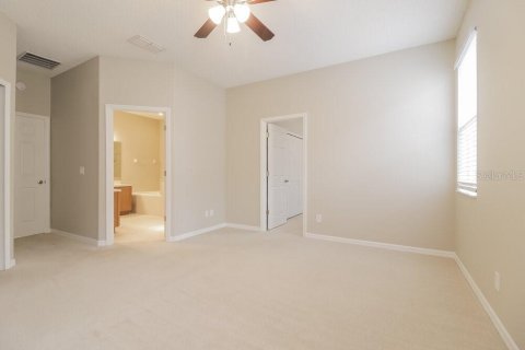 Casa en alquiler en Orlando, Florida, 4 dormitorios, 183.2 m2 № 1894671 - foto 10
