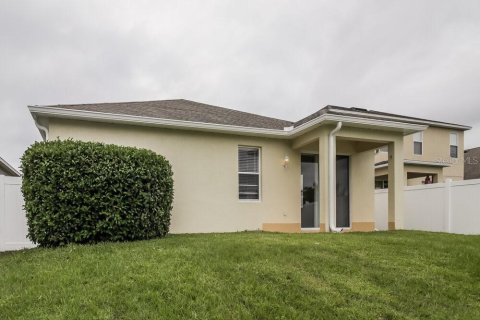 Casa en alquiler en Orlando, Florida, 4 dormitorios, 183.2 m2 № 1894671 - foto 16